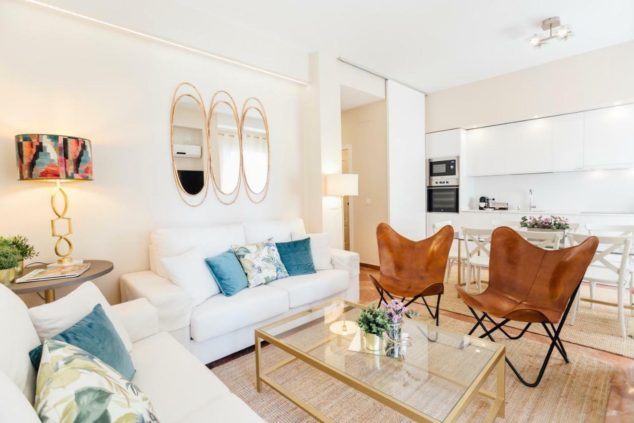 Stylish And Wide- 3Bdr 3Bth- Los Remedios Sevilha Exterior foto