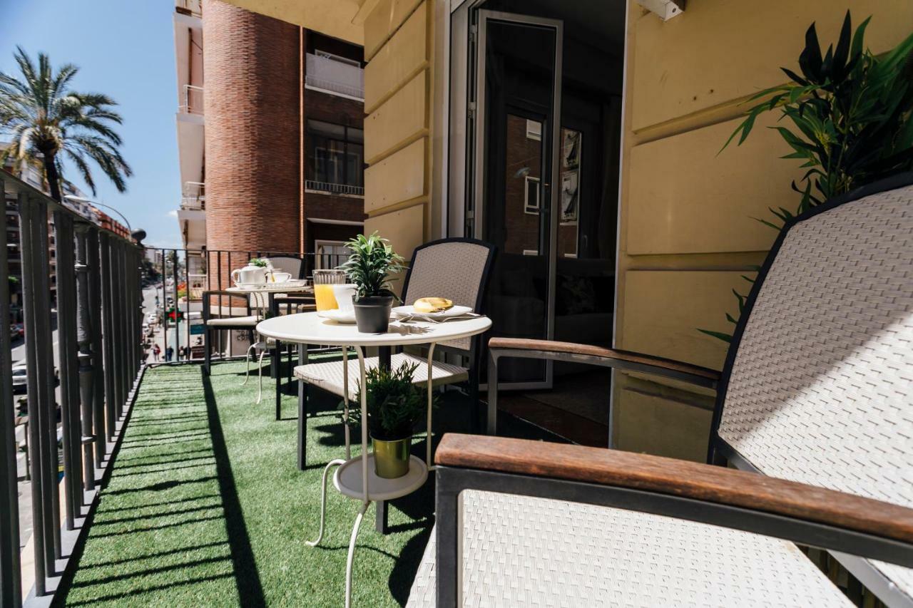 Stylish And Wide- 3Bdr 3Bth- Los Remedios Sevilha Exterior foto